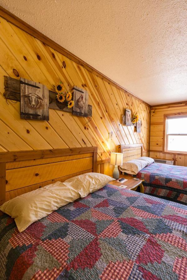 Sunset Rv Park And Motel ベル・フォーシェイ エクステリア 写真