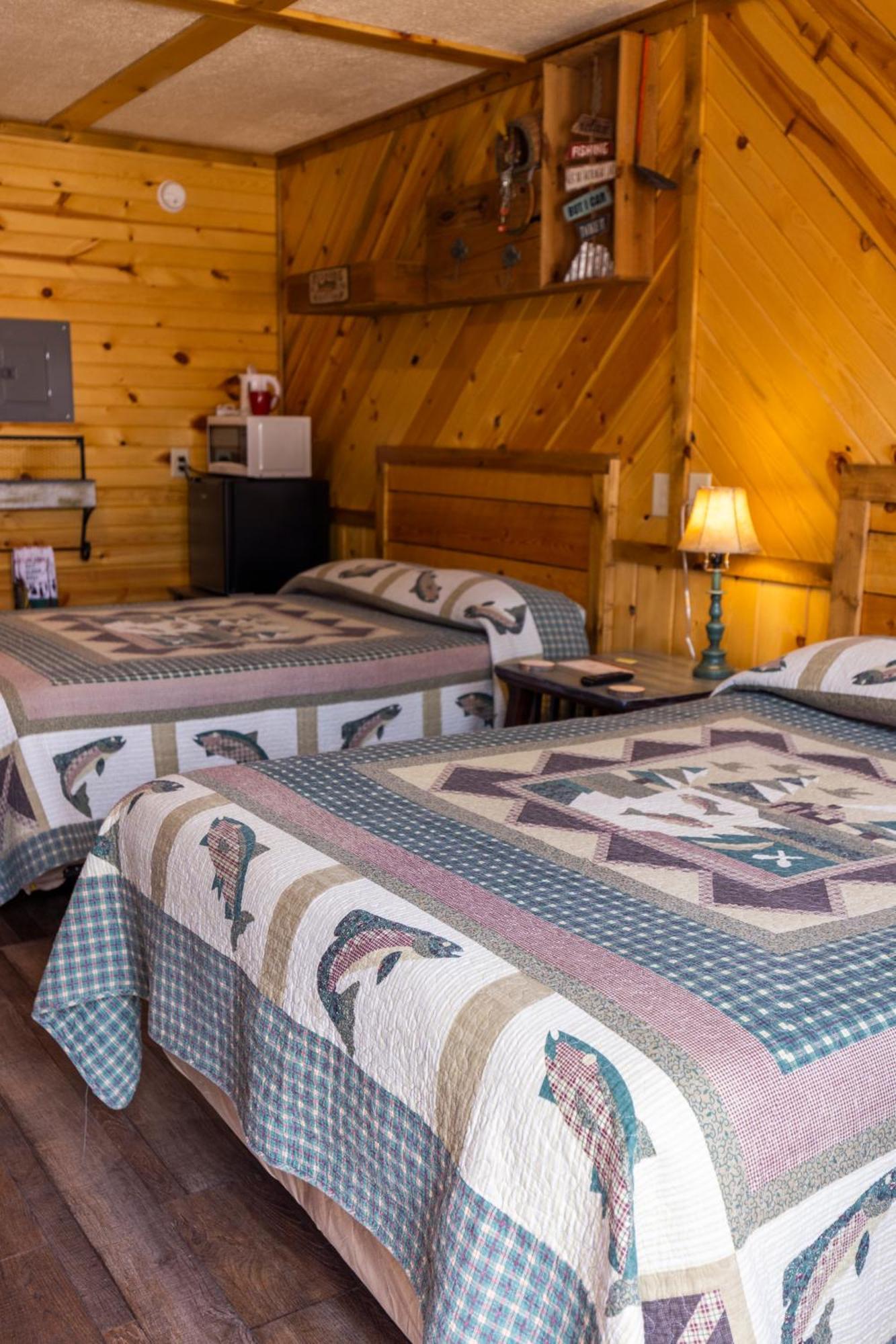Sunset Rv Park And Motel ベル・フォーシェイ エクステリア 写真