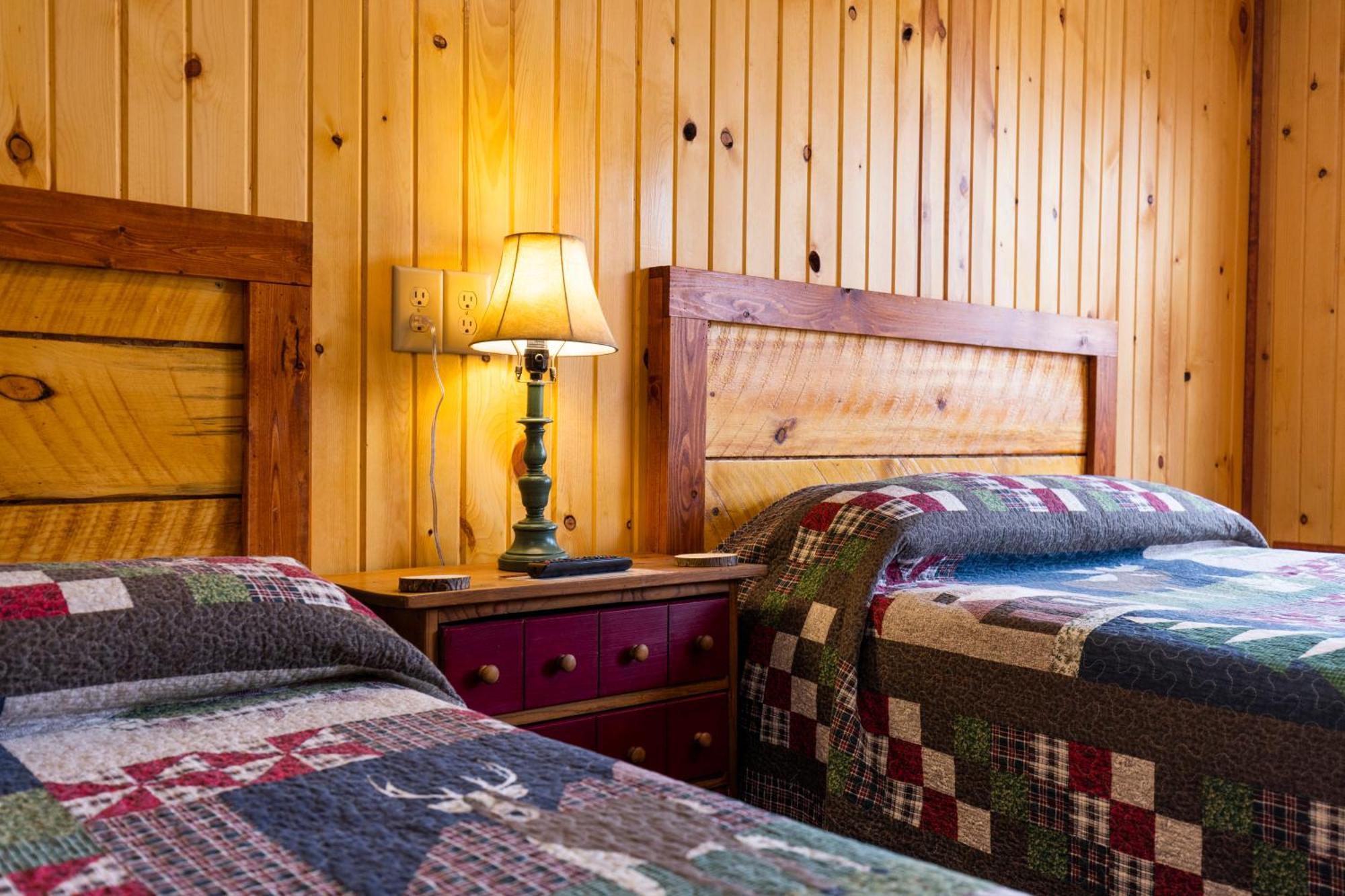 Sunset Rv Park And Motel ベル・フォーシェイ エクステリア 写真